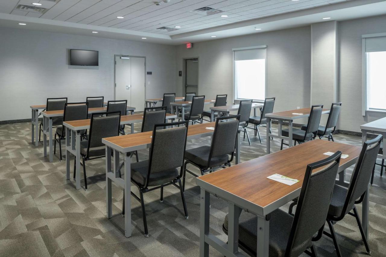 Home2 Suites By Hilton Jacksonville Airport Buitenkant foto